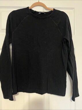 Zara Long Sleeve Crewneck Top